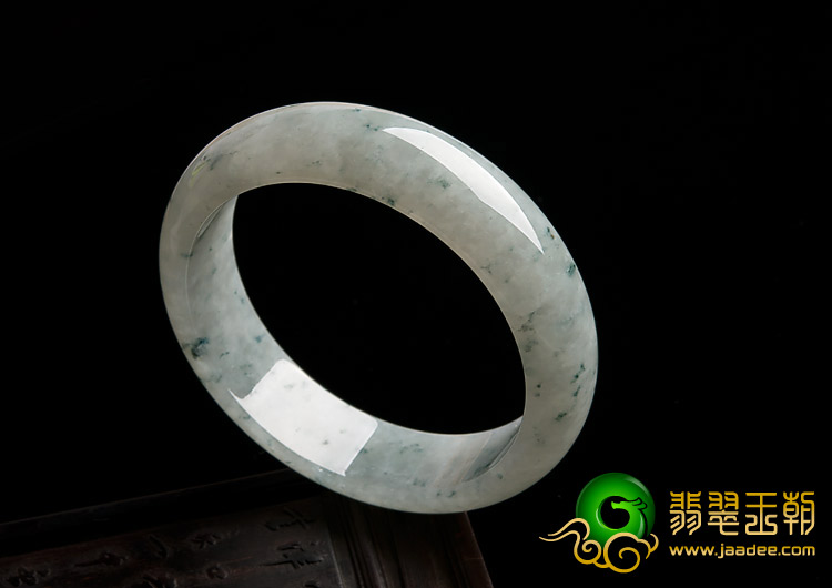 糯冰种飘花缅甸翡翠A货手镯（59.4mm）