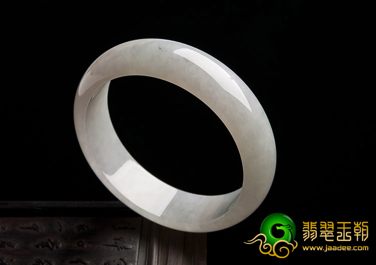 糯冰种晴水缅甸翡翠A货手镯（57.4mm）