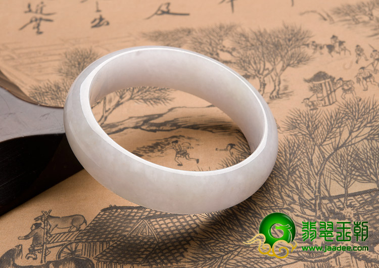 糯冰种晴水缅甸翡翠A货手镯（57mm）
