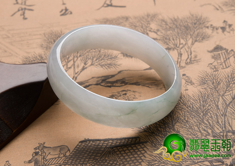 冰种晴水缅甸翡翠A货贵妃镯（57-52.3mm）