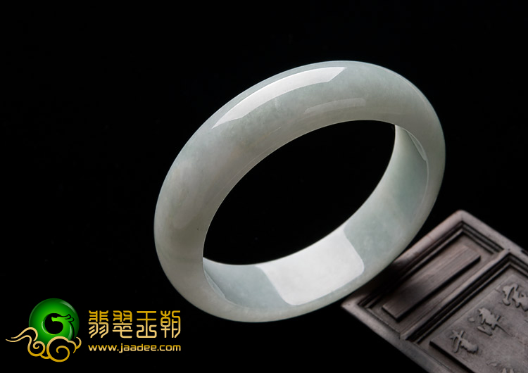 糯冰种晴水缅甸翡翠A货手镯（56.5mm）