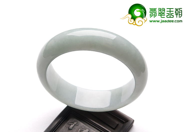 糯冰种晴水缅甸翡翠A货手镯（56.5mm）