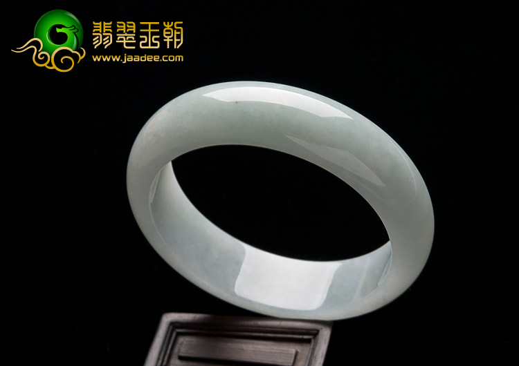 糯冰种晴水缅甸翡翠A货手镯（56.5mm）