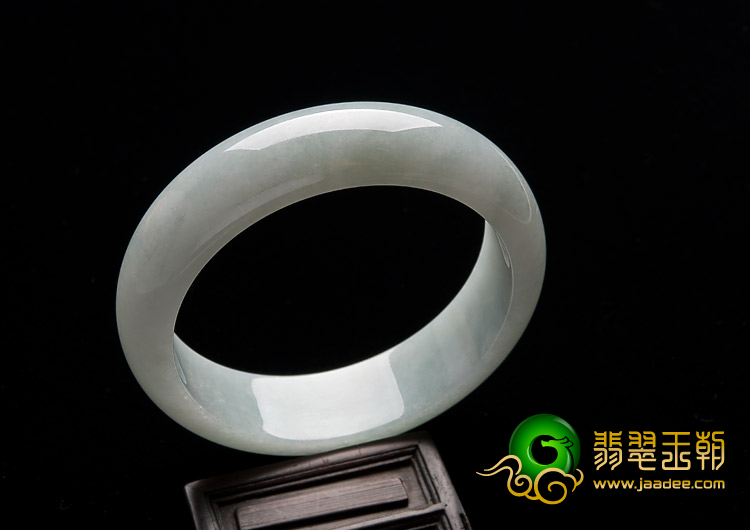 糯冰种晴水缅甸翡翠A货手镯（56.5mm）