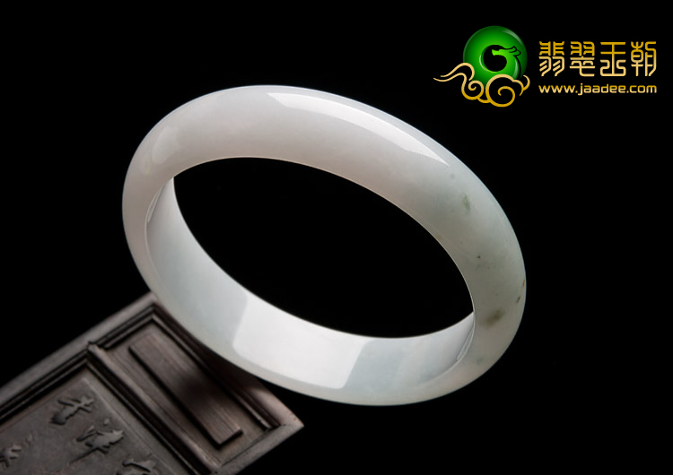 糯冰种晴水缅甸翡翠A货手镯（57.7mm）