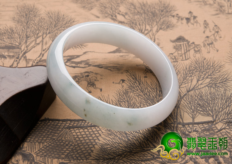 糯冰种晴水缅甸翡翠A货手镯（57.7mm）
