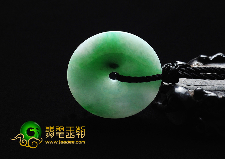 糯冰种翠色缅甸翡翠A货平安扣挂件
