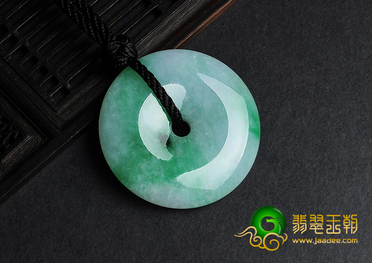 糯冰种翠色缅甸翡翠A货平安扣挂件