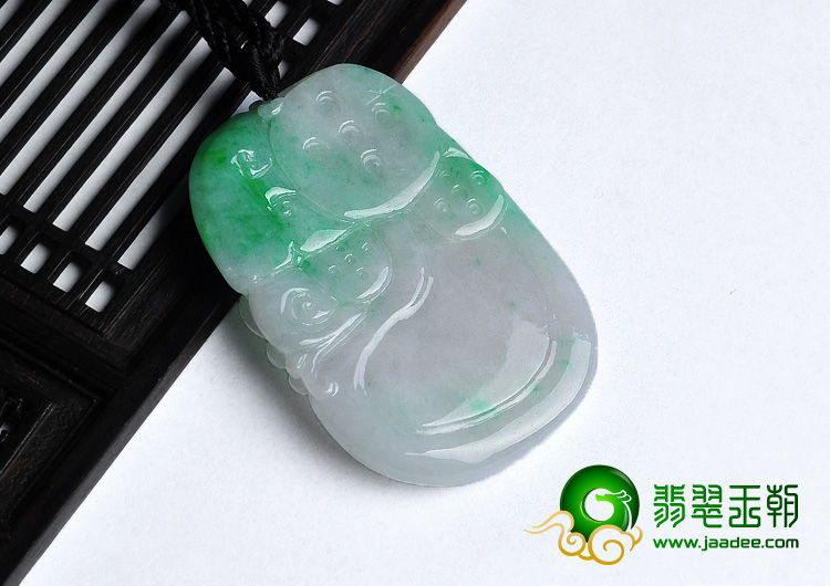 糯冰种翠色缅甸翡翠A货福禄寿挂件
