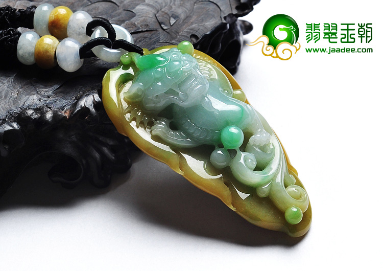 糯冰种黄加绿缅甸翡翠A货一夜成龙挂件