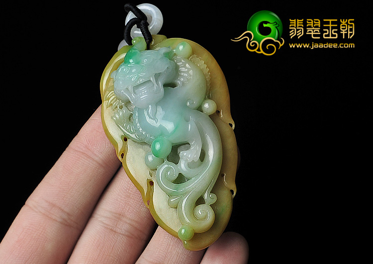 糯冰种黄加绿缅甸翡翠A货一夜成龙挂件