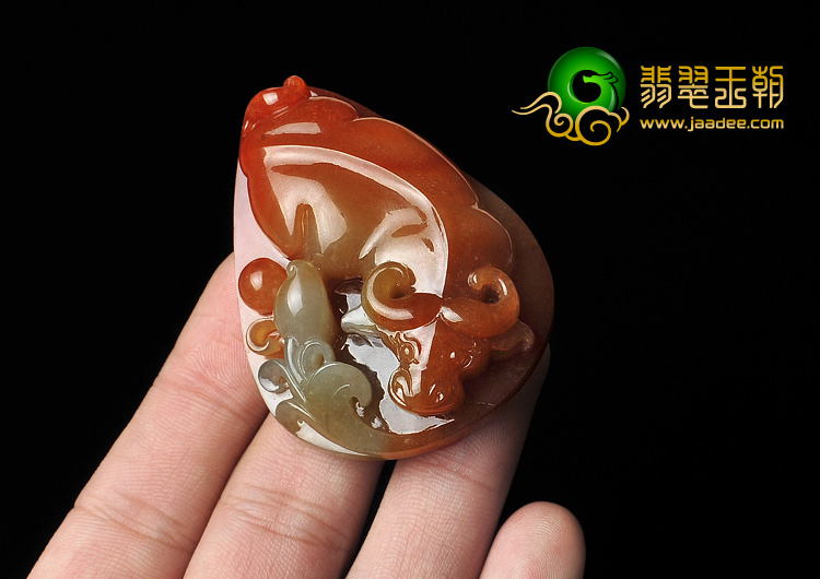 糯冰种红翡缅甸翡翠A货扭转乾坤挂件