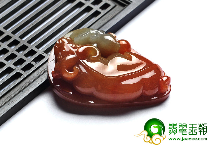 糯冰种红翡缅甸翡翠A货扭转乾坤挂件