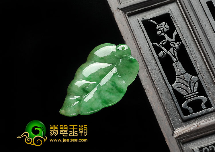 糯冰种黄加绿缅甸翡翠A货叶子挂件