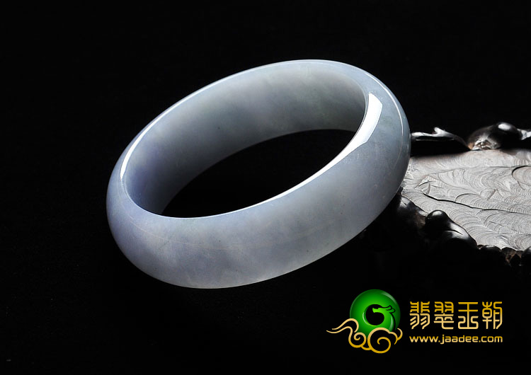 糯冰种春带彩缅甸翡翠A货手镯（58.7mm）