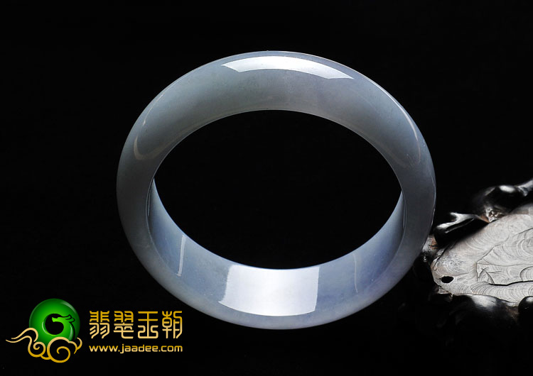 糯冰种春带彩缅甸翡翠A货手镯（58.7mm）