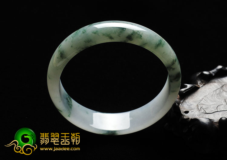 糯冰种飘花缅甸翡翠A货手镯（60.3mm）