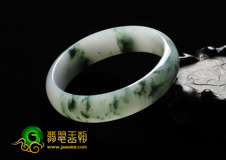 糯冰种飘花缅甸翡翠A货手镯（60.3mm）