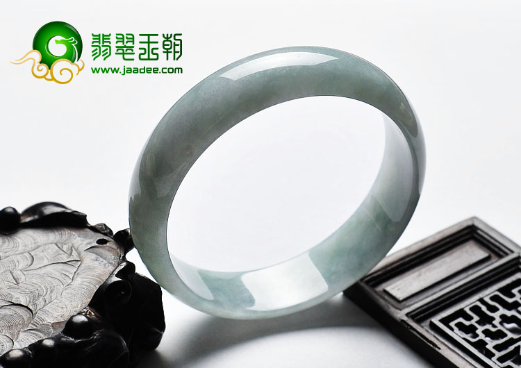 糯冰种晴水缅甸翡翠A货手镯（59mm）