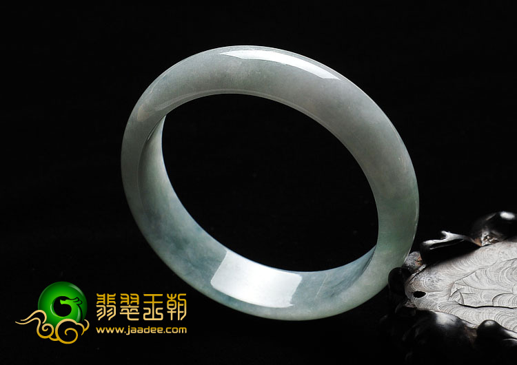 糯冰种晴水缅甸翡翠A货手镯（58.9mm）