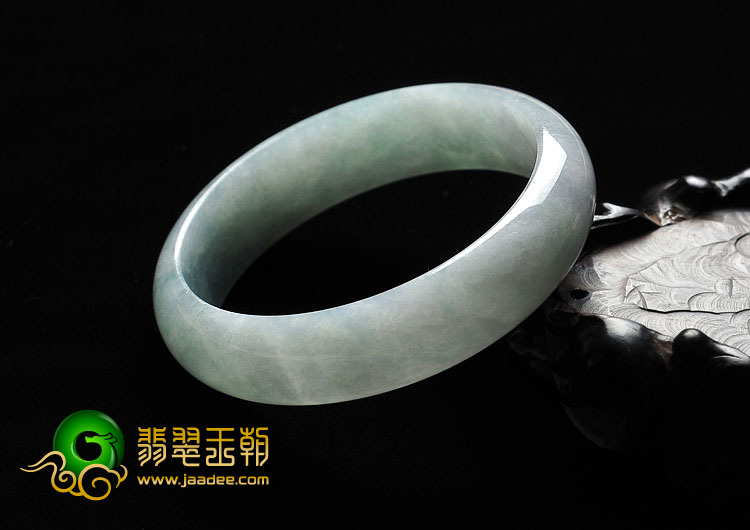 糯冰种晴水缅甸翡翠A货手镯（58.9mm）