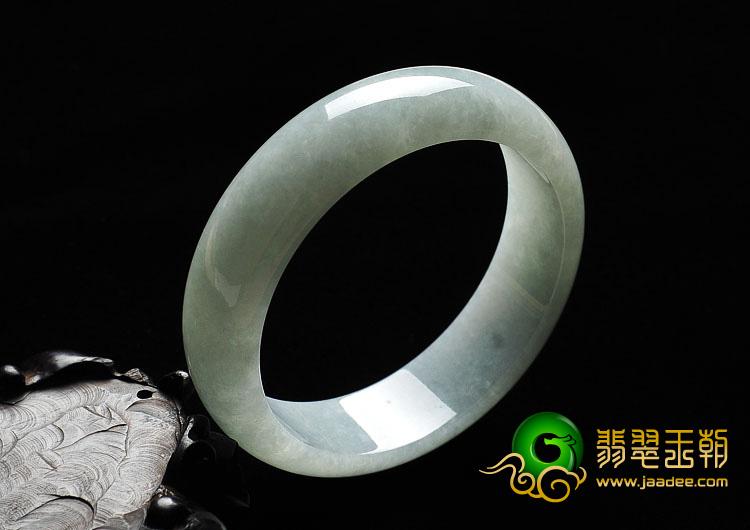 糯冰种晴水缅甸翡翠A货手镯（59.6mm）
