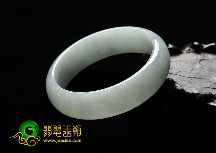 糯冰种晴水缅甸翡翠A货手镯（59.6mm）