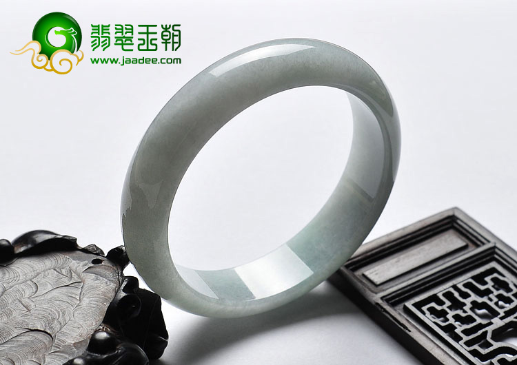 糯冰种晴水缅甸翡翠A货手镯（59mm）