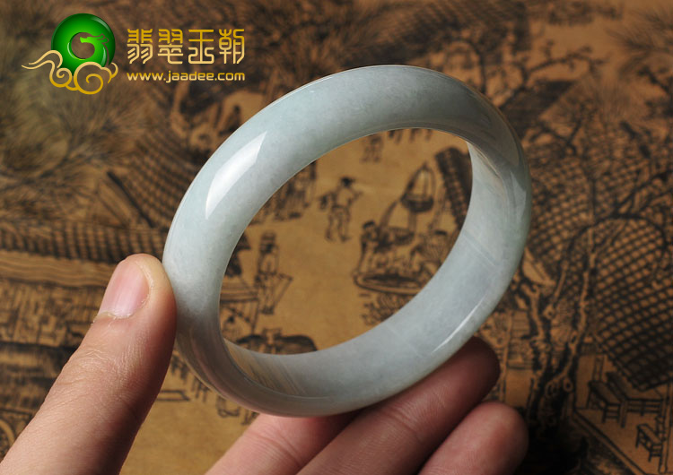 糯冰种晴水缅甸翡翠A货手镯（59mm）