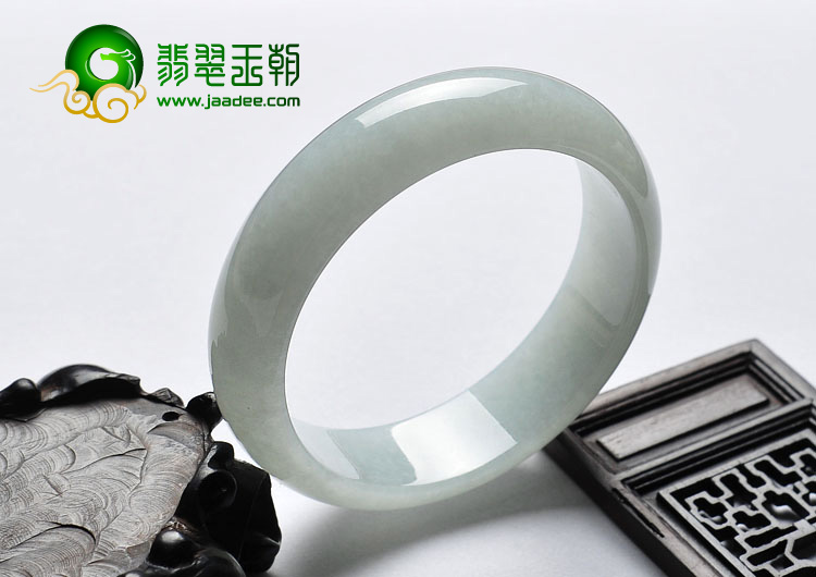 糯冰种晴水缅甸翡翠A货手镯（59.3mm）