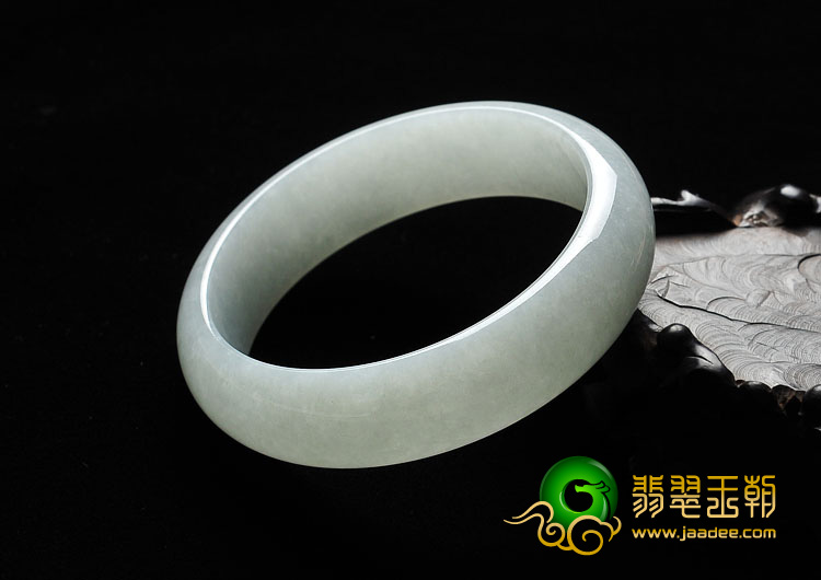 糯冰种晴水缅甸翡翠A货手镯（59.3mm）