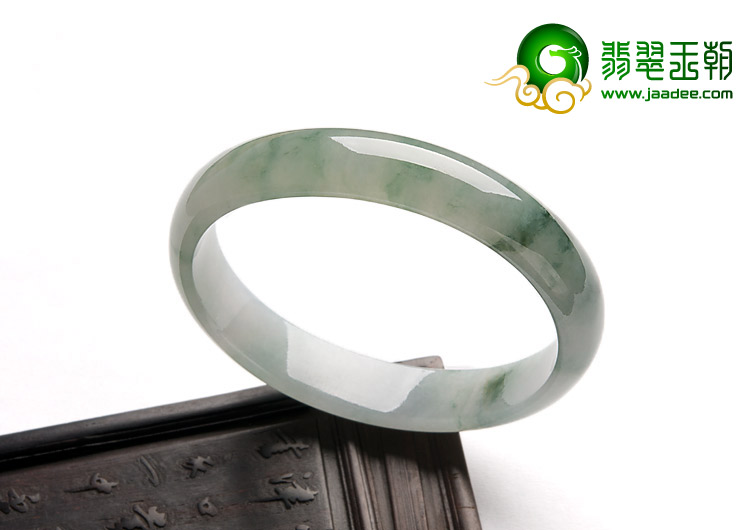 冰种飘花缅甸翡翠A货贵妃镯（58.5-51.4mm）