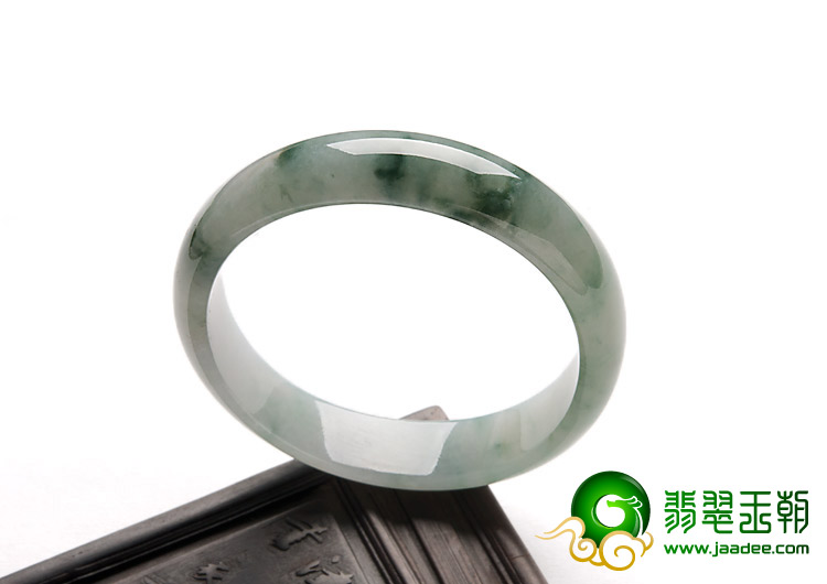 冰种飘花缅甸翡翠A货贵妃镯（58.5-51.4mm）