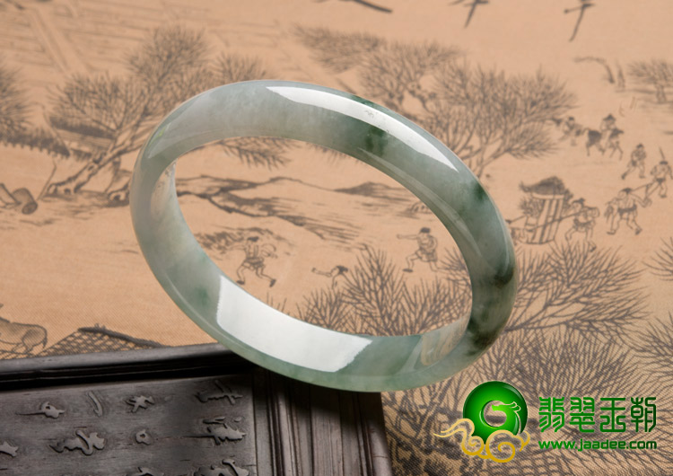 冰种飘花缅甸翡翠A货贵妃镯（58.5-51.4mm）
