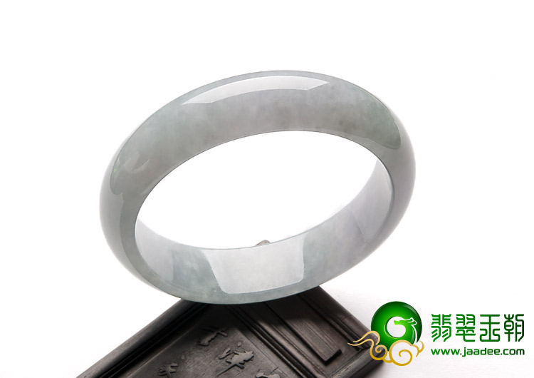 糯冰种晴水缅甸翡翠A货手镯（58.5mm）
