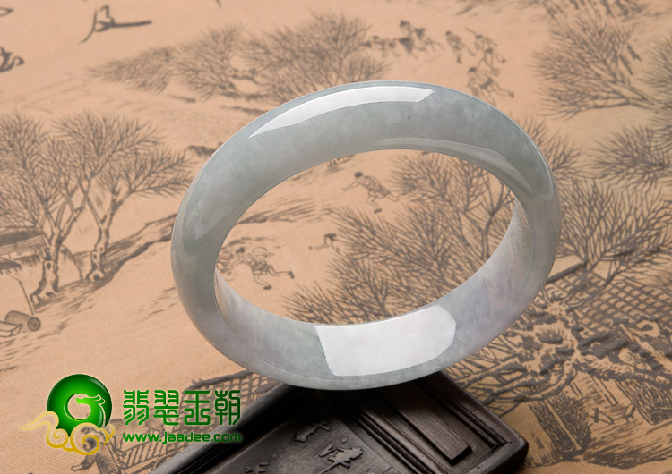 糯冰种晴水缅甸翡翠A货手镯（58.5mm）