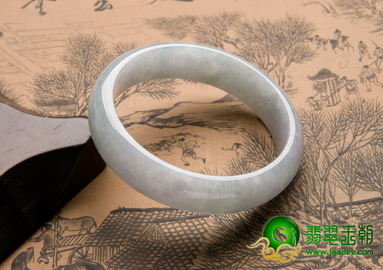 糯冰种晴水缅甸翡翠A货手镯（58.5mm）