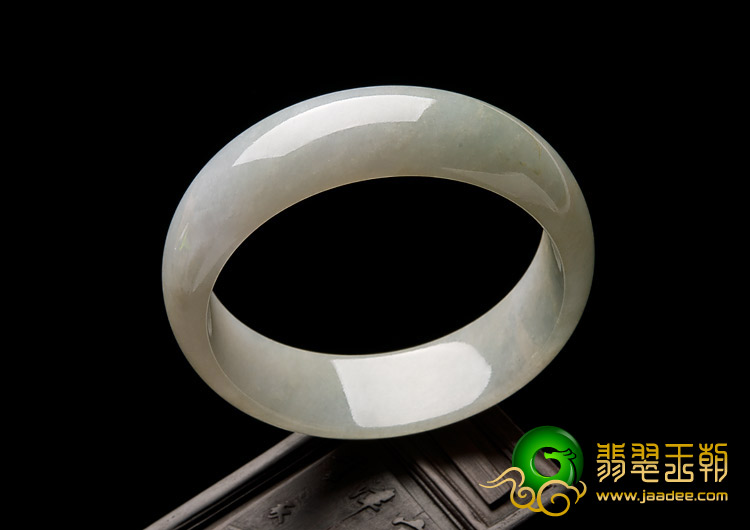 糯冰种晴水缅甸翡翠A货手镯（59mm）