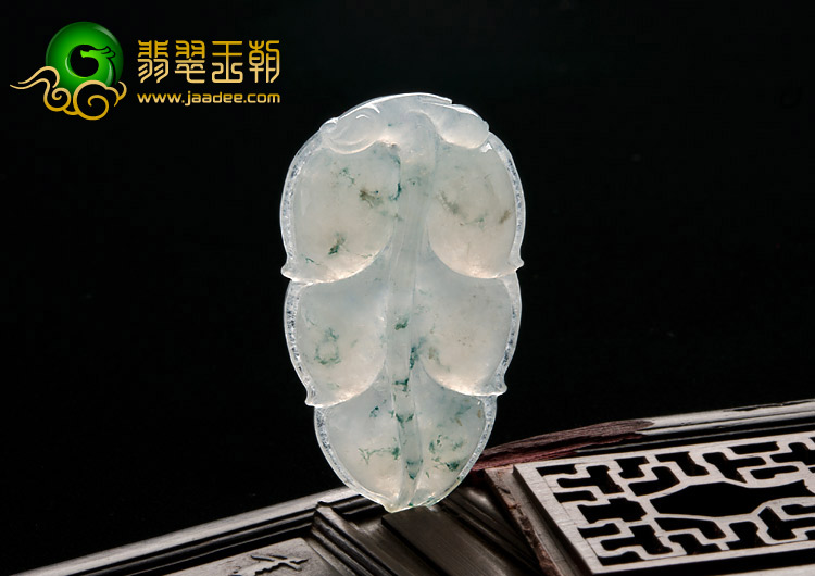 冰种飘花缅甸翡翠A货叶子挂件