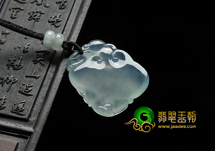 冰种晴水缅甸翡翠A货灵猴献寿挂件