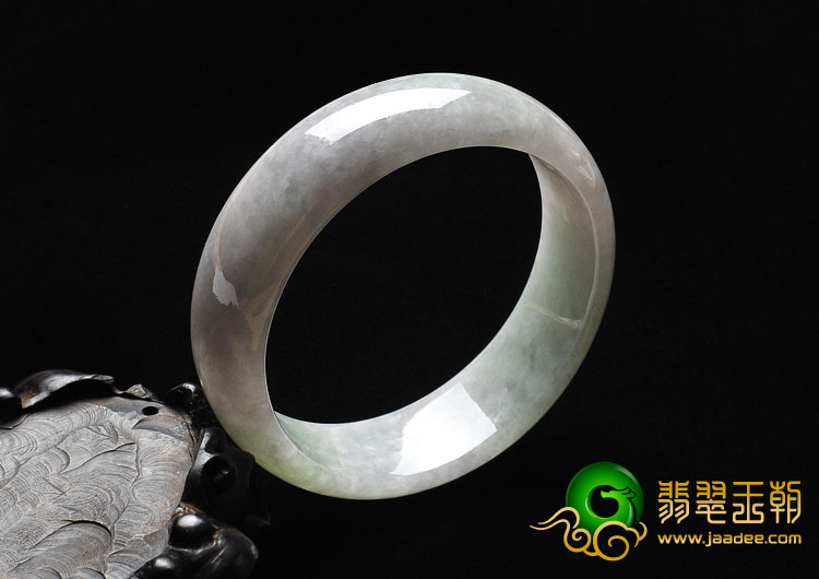 糯冰种三彩缅甸翡翠A货手镯（56.8mm）