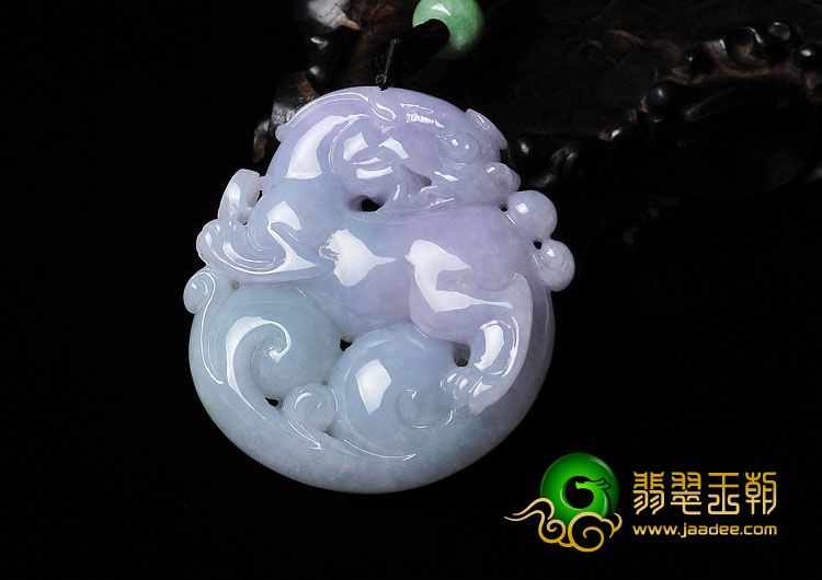 糯冰种春带彩缅甸翡翠A货貔貅挂件