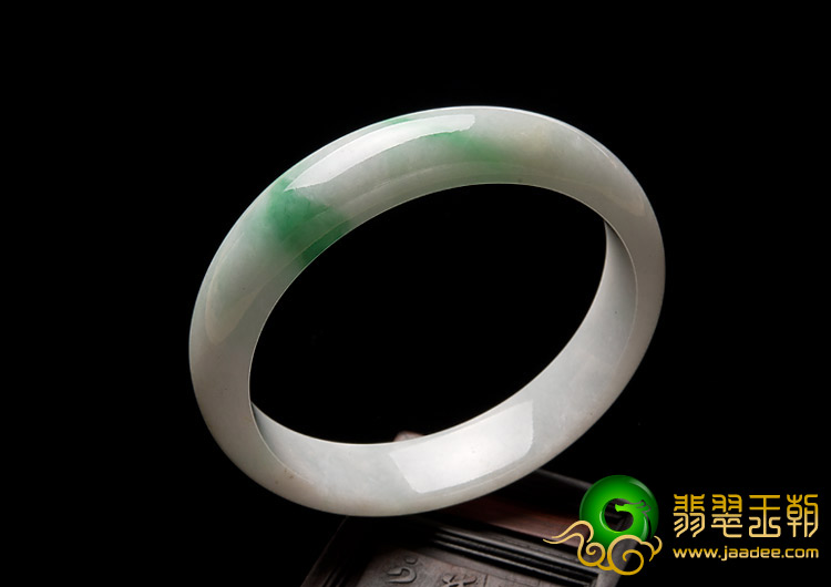 糯冰种飘翠缅甸翡翠A货手镯（58.5mm）