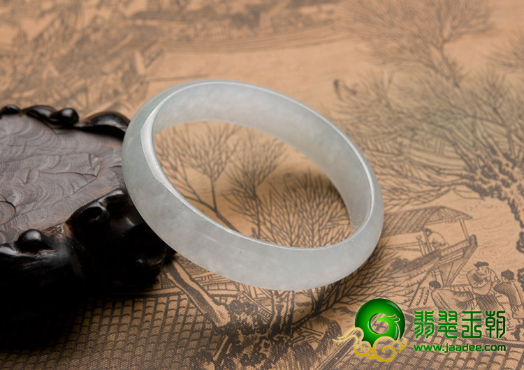 冰种晴水缅甸翡翠A货贵妃镯（52.9mm-48.9mm）