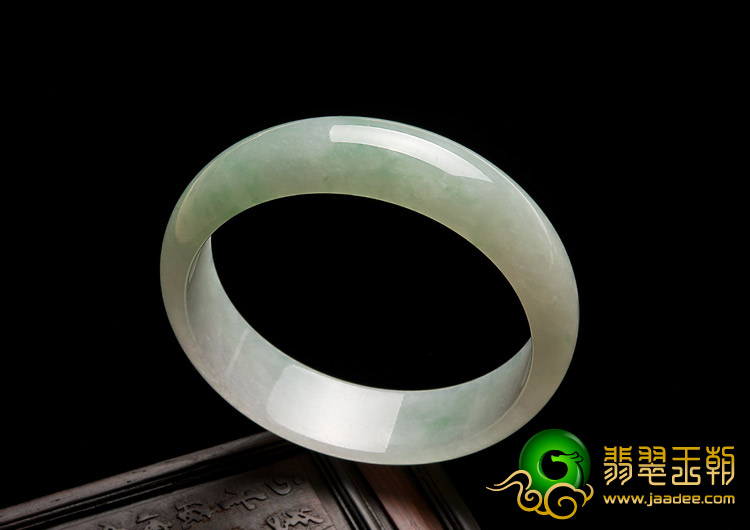 冰种略飘翠缅甸翡翠A货手镯（59mm）