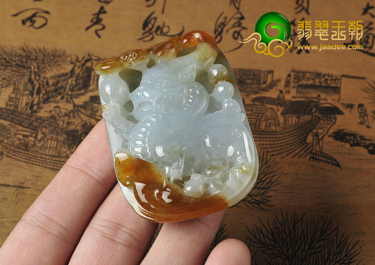 糯冰种褐红翡缅甸翡翠A货龙挂件