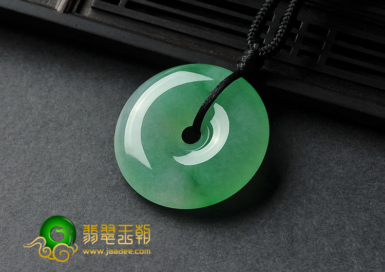 冰种飘翠缅甸翡翠A货平安扣挂件