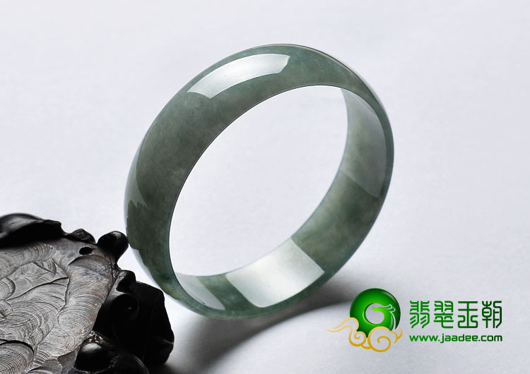糯冰种晴水缅甸翡翠A货手镯（51.2mm）