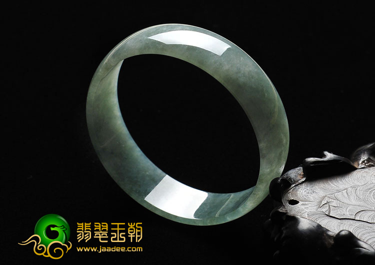 糯冰种晴水缅甸翡翠A货手镯（51.2mm）