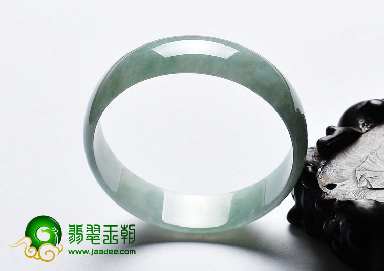 糯冰种晴水缅甸翡翠A货手镯（53mm）